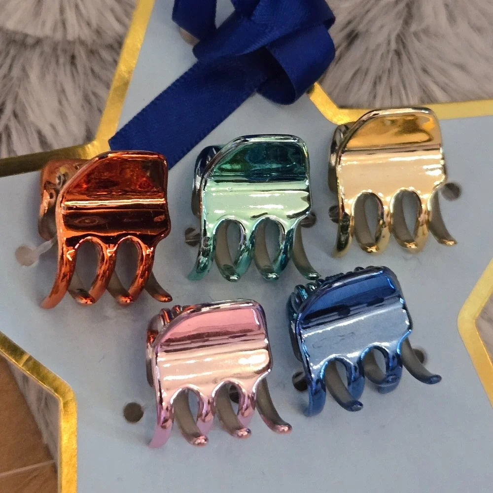 Assorted Hair Accessories Set - Scrunchies,‎ Hair Clips & Pins Collection